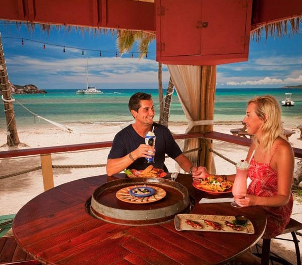 Bolongo Bay Beach Resort All Inclusive Buitenkant foto